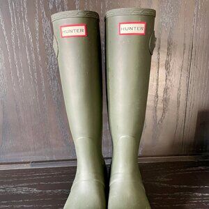 Origintal Tall dark olive Hunter boots